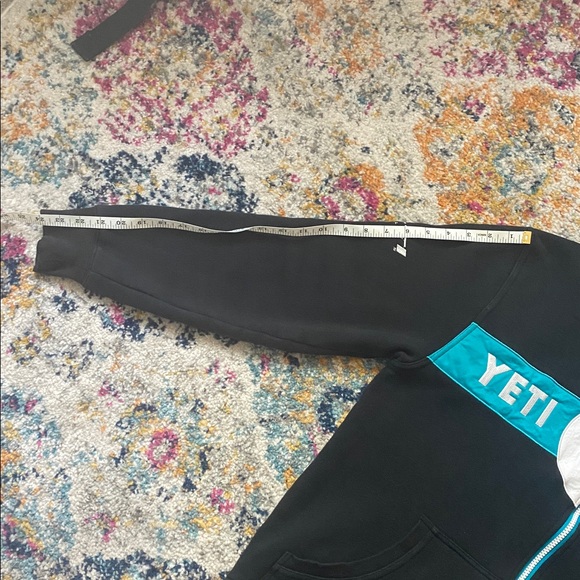 Yeti cycles black/turquoise hoodie. - Picture 7 of 7
